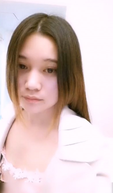 剧情–刘婷是演绎借口不会用遥控器A服务员小胖进房间扑倒1V420mb-福利岛