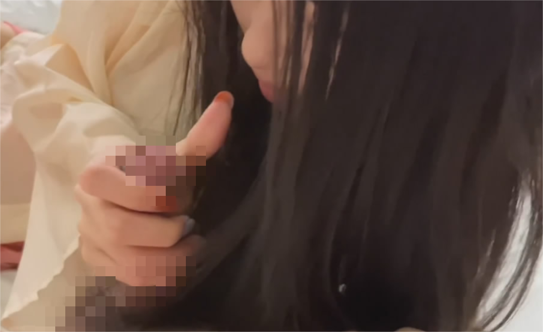 大屌哥和刚刮完逼毛的护校女友❤️穿上汉服做爱观音坐莲快速抽插高清无水印版 342M-福利岛