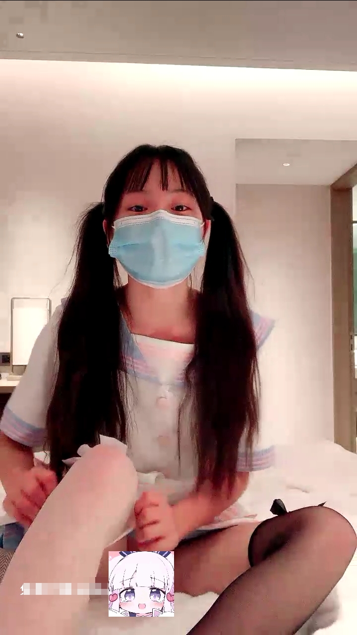 no.427 04年邻家萝莉 ️：萌化了，大眼睛双马尾，无毛白虎穴，不戴套把精液全送进去 【5.73GB】-福利岛
