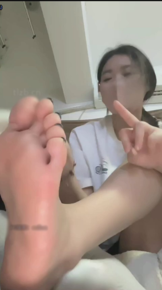 套路直播小猫-香水训练红绿灯【1V】【367MB百度云】