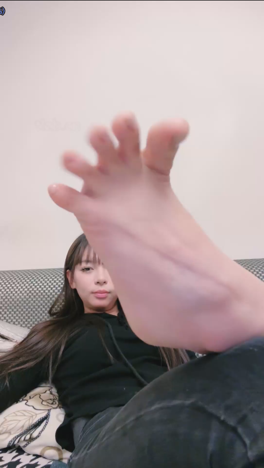 套路直播镜镜香-滚进来红绿灯【1V】【994MB百度云】