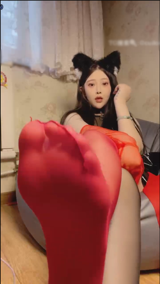 套路直播南星-红绿灯小恶魔闯关赛【1V】【706MB百度云】