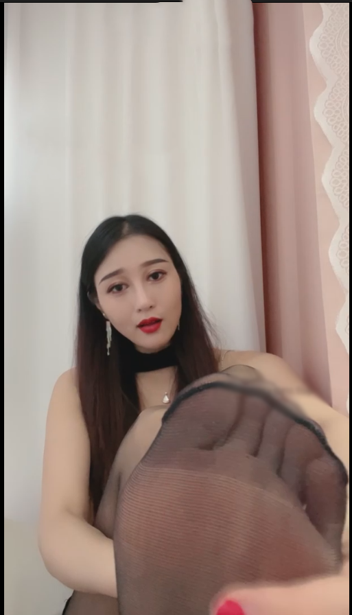 套路直播安妮女王Ss – 口水盯S5次【1V】【812MB百度云】