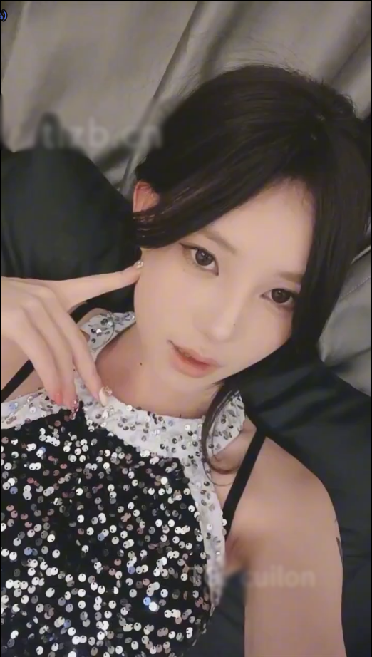 套路直播禾he-圣罗兰高跟中间小任务寸止【1V】【432MB百度云】