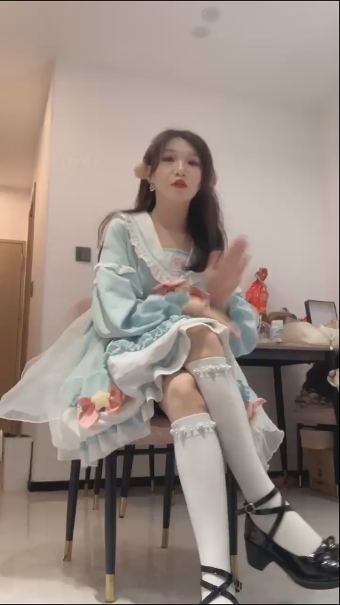 套路直播小麦-Lolita小皮鞋小腿袜【1V】【301MB百度云】