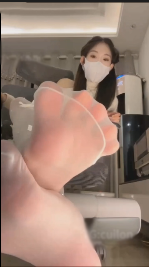 套路直播菜小心-超薄白丝lo袜运动鞋剧情寸止羞辱倒计时上【1V】【683MB百度云】