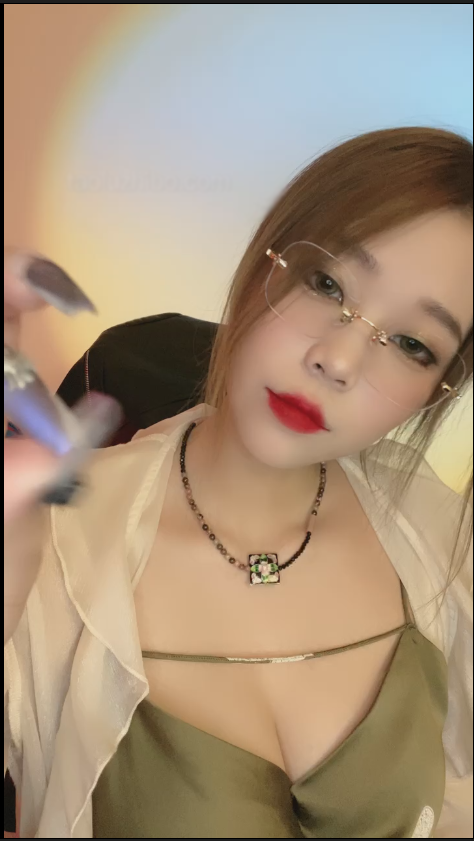 套路直播白桃S - 第一视角-盯S必入窒息回合制【1V】【794MB百度云】