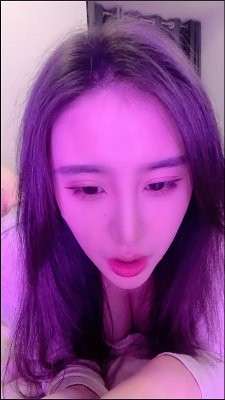 套路直播楠熙-瑜伽裤裸足+肉丝【2V】【1.75G百度云】