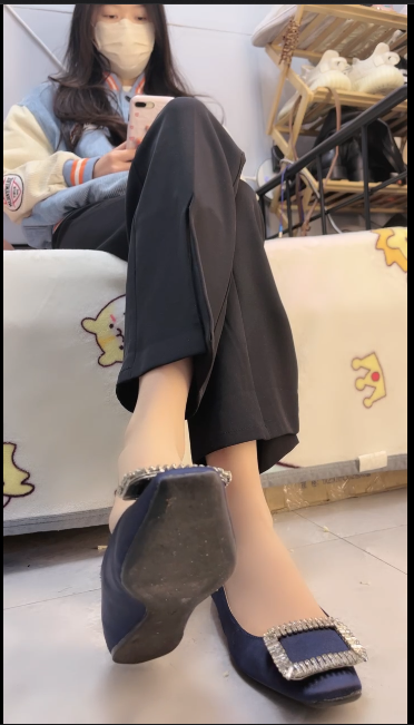 套路直播萬一 - 平底鞋第一视角【1V】【557MB百度云】