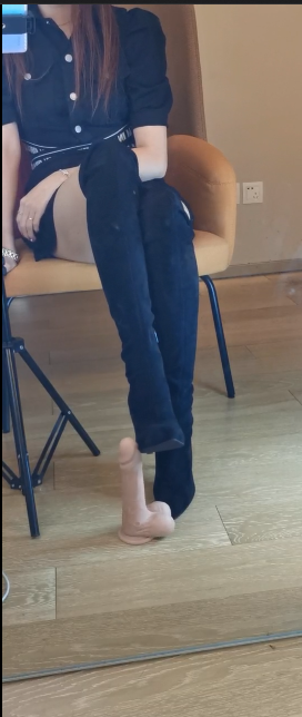 抖音足模天花板！天蝎座胖虎合集11【14V】【1.12G百度云】