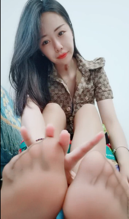 足控-易直播 王王仙贝（1V,255M）