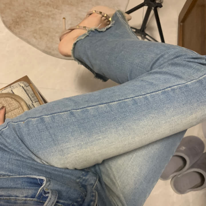 套路直播小X大王-牛仔裤裸足高跟粗口辱全家+四爱操弄骚狗【2V】【634MB百度云】