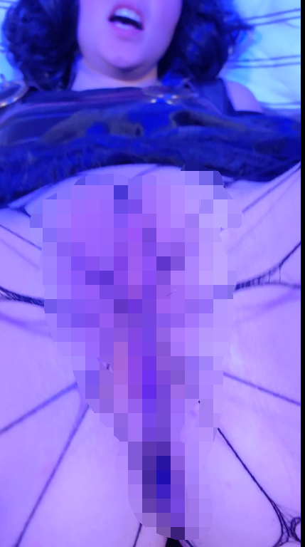 自购-足控精品-欧美气质熟女-Thetinyfeettreat-骚足自慰 11（1V,1.2G）