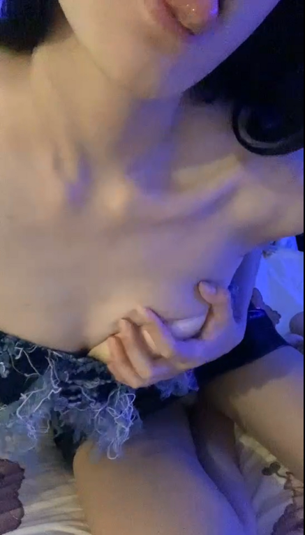 【自打包】足控精品-易直播颜值主播-胆胆-未流出私信福利原版（8V,390M)