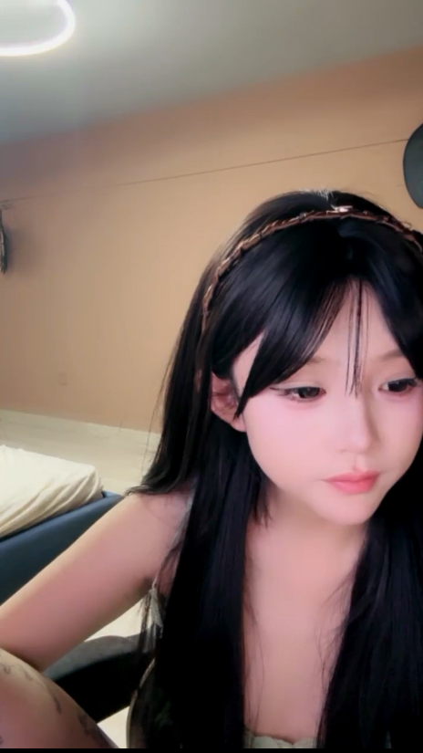 【想养一只小屁】超可爱小萝莉直播-福利岛