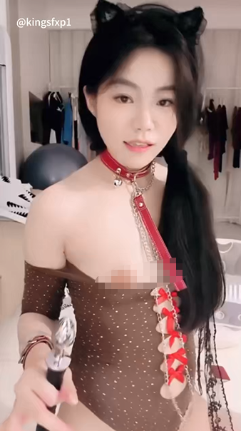 2939 新人大长腿御姐【小猫用户】性感内衣极品身材全身雪白美乳嫩穴大屌自慰高潮 吃鸡 满嘴流液 相当诱惑