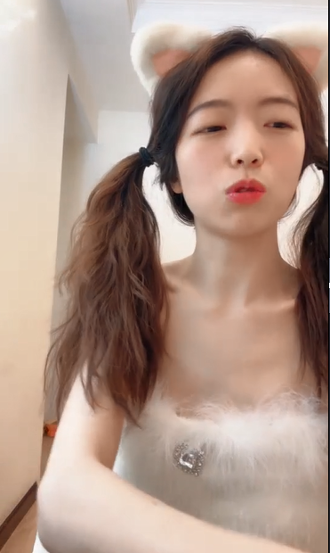 2958 超级女神 【婉宝儿】风骚裸舞