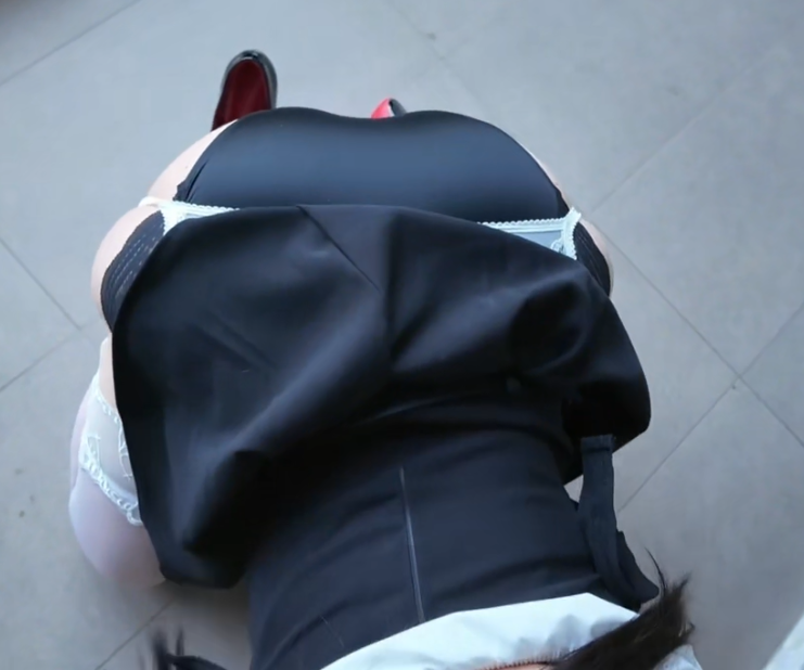 小一熟了 小姨子的内衣  1V218M百度盘