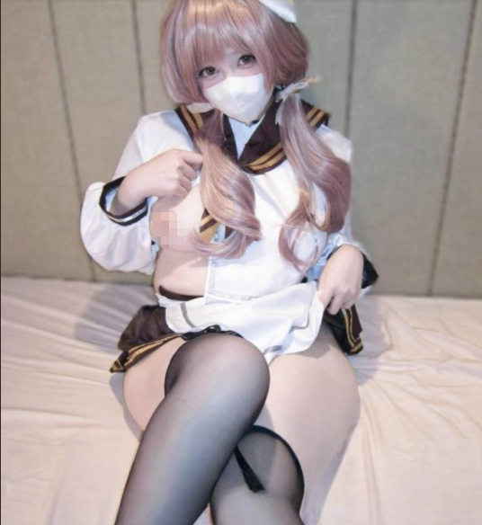 （补）kitten7puddingCOSNIKKE胜利女神布蕾德M腿特写1v300mb