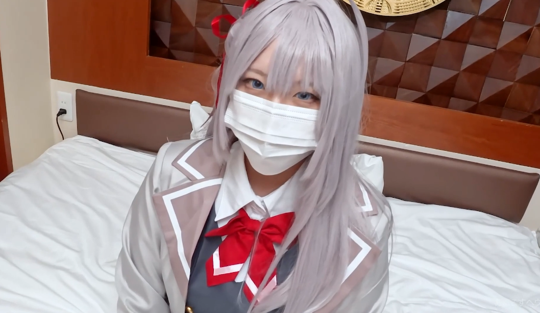 FC2-PPV-4706731 邻桌的艾莉同学 【无码 1V 1.7GB】-福利岛