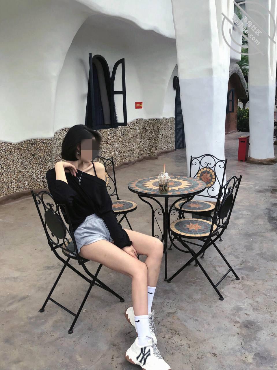 【我的美女姐姐】姐姐穿上灰丝袜美腿，太勾魂了，又强上，大屁股绝了[MP4/286MB] 1V-福利岛