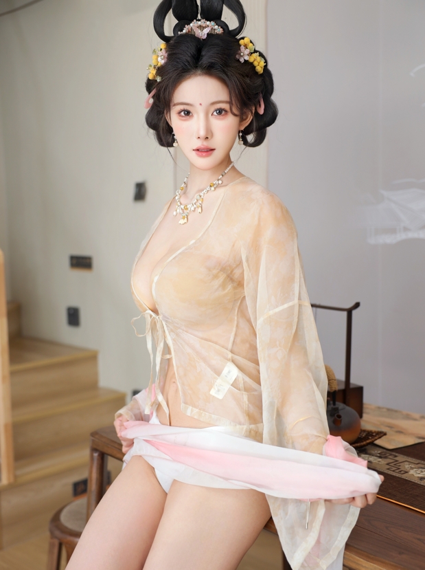 梨霜儿秀人内购10期合集8GB-福利岛