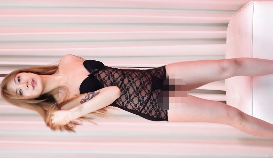 热舞猫U秀 静雯1期 裸舞双视角完整版 【14V1.84G】-福利岛