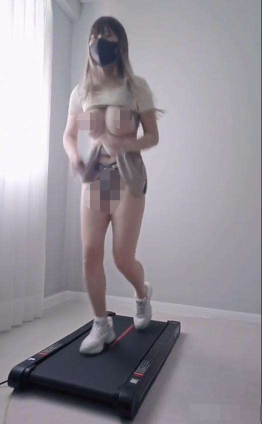 ❤️小小Q｜羞耻露出 穿着贞操裤在跑步机上运动露出 【1V651M】
