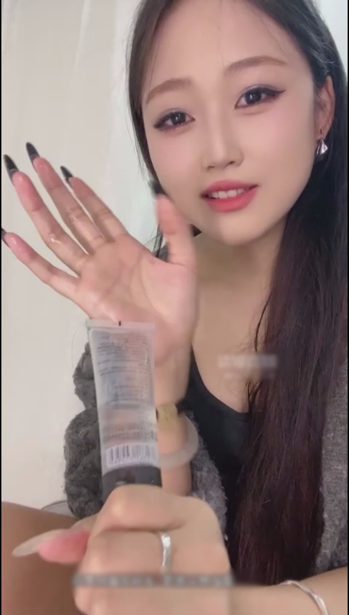 玩物直播蓓蓓S-251004 第一视角-手炸小课堂【1V】【879MB百度云】