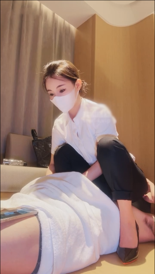 玩物直播伊曼-250926 TJ女上司短丝【1V】【558MB百度云】