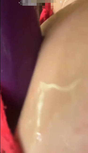 抖音极品肉感御姐-可乐 selianacola-超粗道具插逼（1P,1V,3.35G）