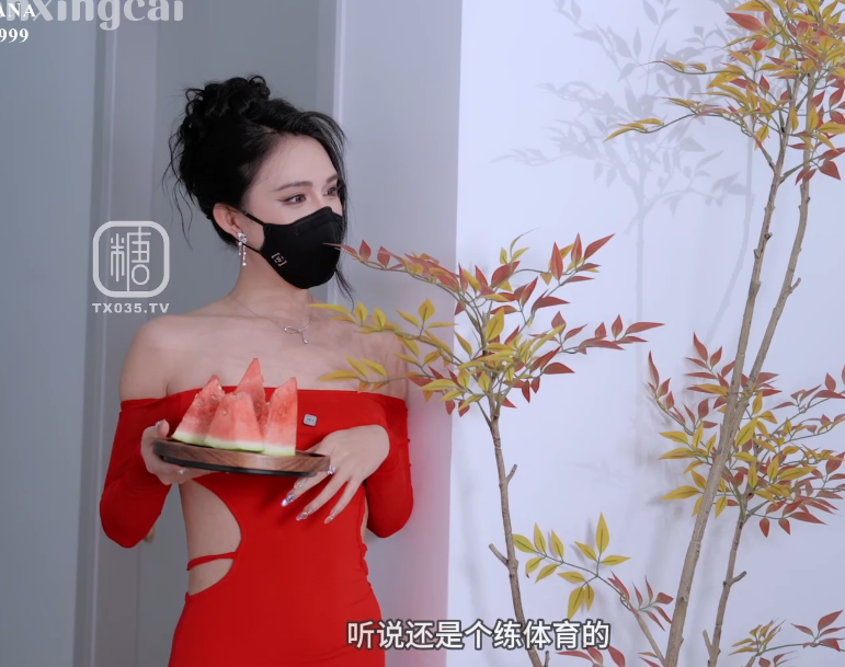 极品御姐-西野加奈-新 同学的妈妈 饥渴肉体丝足淫穴引诱肉棒 疯狂榨精内射(1V,2.6G)