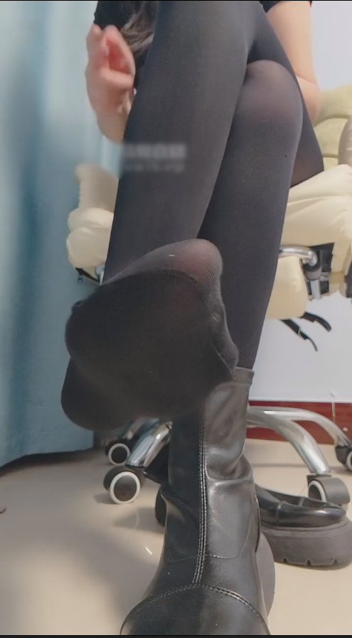 玩物直播魔音女主微莱-250928 羞辱绿帽熟人绿妻【1V】【300MB百度云】-福利岛