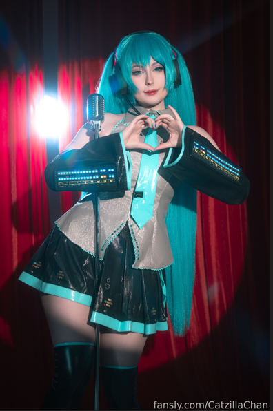 Catziilla 福利13套 【NP 470MB】