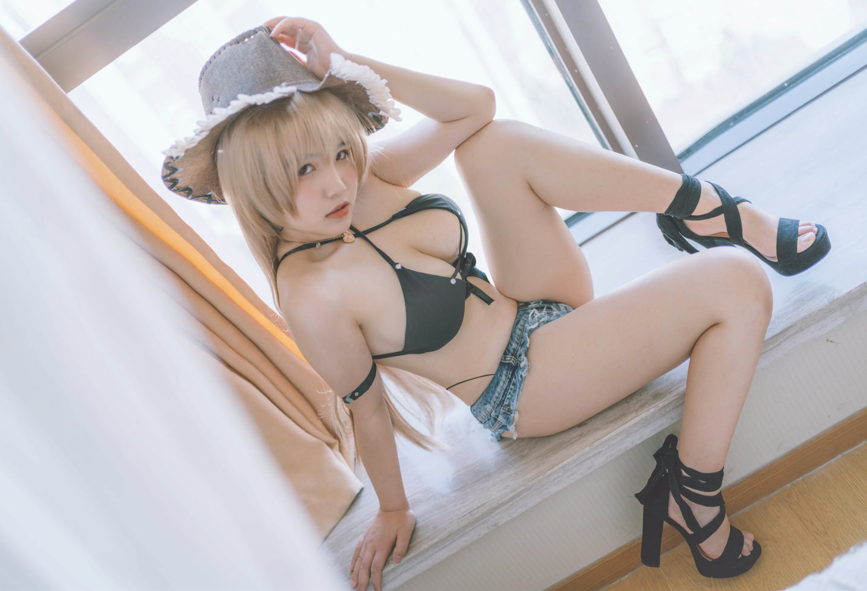 阿半今天很开心 – 让巴尔 泳装 (碧蓝航线) 【20P 216MB】-福利岛