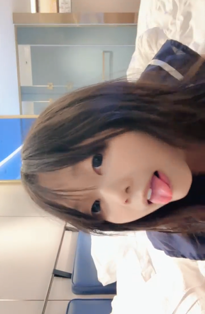 【19小米粒】实在太小了 婴儿一样 跟大叔啪啪-福利岛