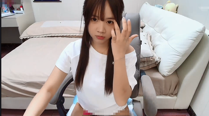 3067 清纯反差小骚货【Sakura_Anne】超清纯馒头逼小美女~全裸SM自慰高潮水多 (8V)-福利岛