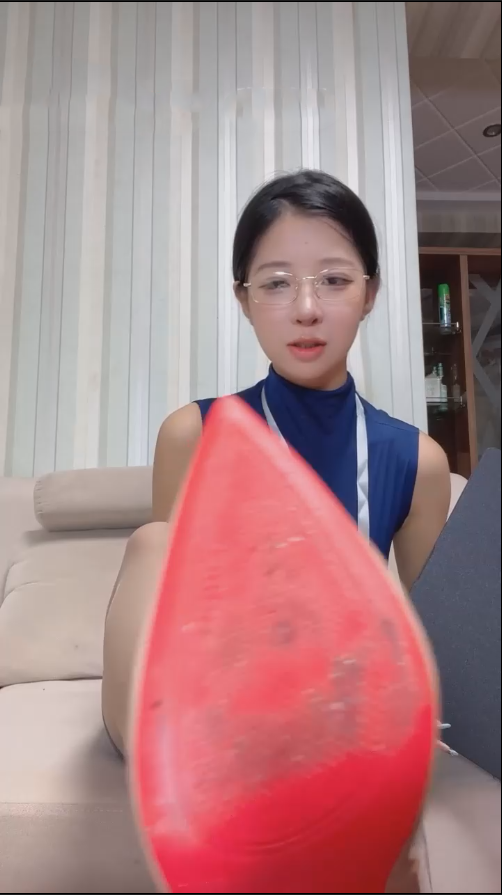 玩物直播隐世-20250818 给美女秘书当狗【1V】【396MB百度云】-福利岛