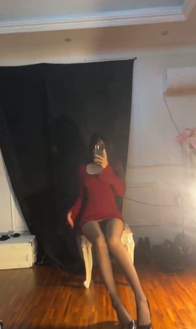 【推特】绝版美臀博主【@ONE】，丰胸细腰大长腿，高颜值白皮肤，极限女神~~~[61v588m]-福利岛