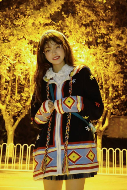 【男友泄密】清纯白袜女大玩3P，激情口交，前后夹击【25v44p 541m】