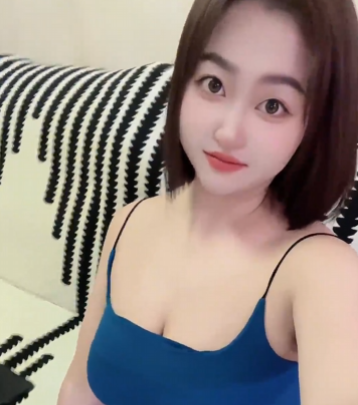 抖音颜值巨乳墩墩MM新增情趣内衣抖奶自慰啪啪私拍