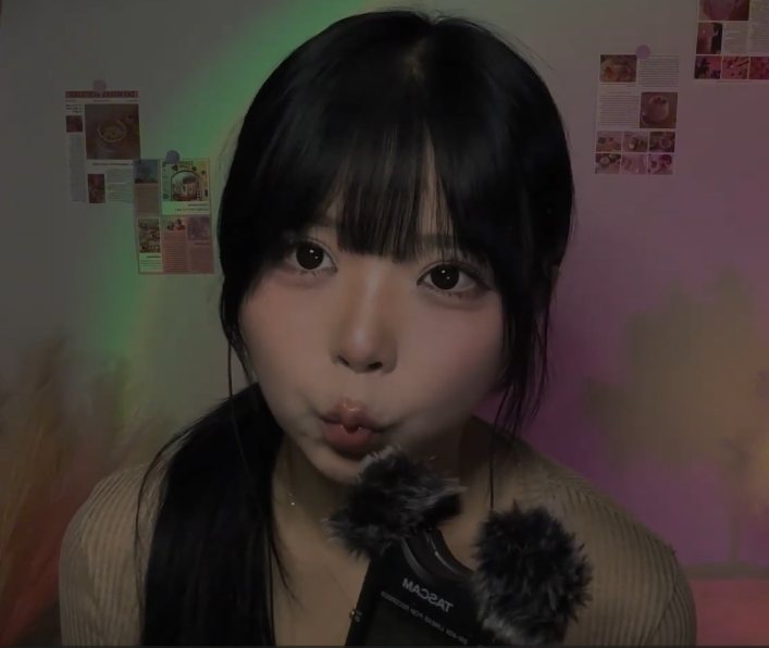 Hanyung 轻柔的亲吻声和轻拍 1V311M百度盘-福利岛