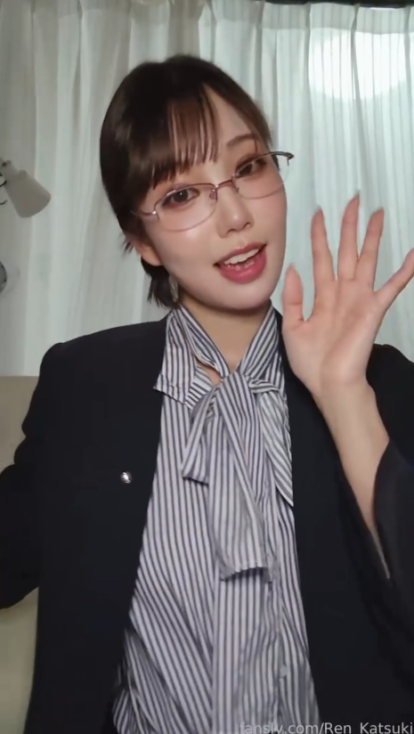 3140 顶流女神【Ren_Katsuki香月怜】秘书下班道具自慰，性欲强悍舔鸡巴技术超一流-福利岛