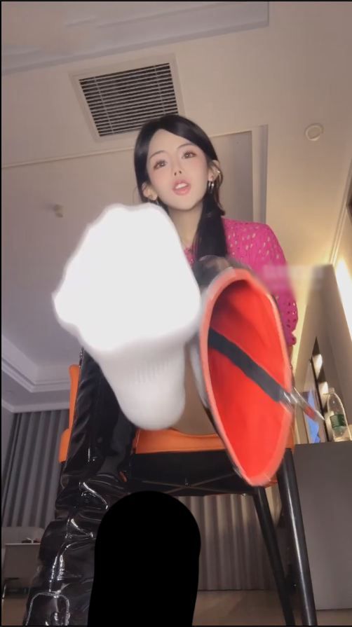 玩物直播亚兮-251020 绿色的你当我老公的奴隶【1V】【300MB百度云】