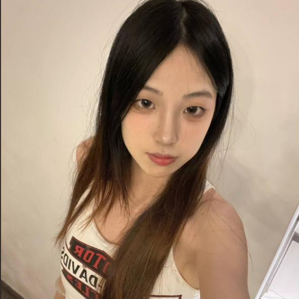 吃瓜中山张倩倩泄密露脸私拍1v200mb-福利岛