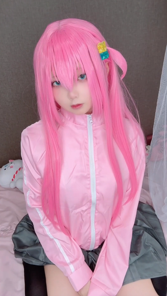 cos骚鸡 chuchu 孤独摇滚 波奇cos 【有码 1V 1.46GB】-福利岛