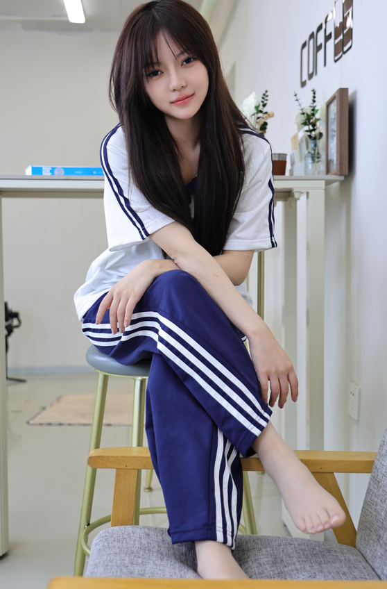 【自购】绮梦摄影：第374期 小P（无印珍藏版）【图包+视频】 【457P 2V 12GB】