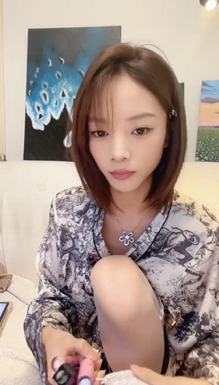 3181 【彩色的小熊宝宝】小模特业余兼职，全身精油玩得飞起-福利岛