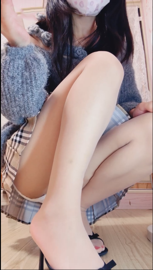 玩物直播姜琦琦-251020 红绿灯肉丝香水寸止【1V】【530MB百度云】