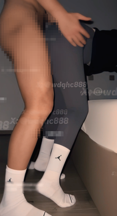 3233 顶级泡良大神，【我的枪好长】，瑜伽女神完整版26分钟，妹子是真的顶，奶头是真的粉嫩